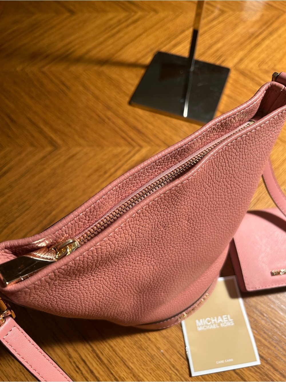 Michael Kors Pink Crossbody Bag with Pebbled Leather and wallet - Picture 9 of 12